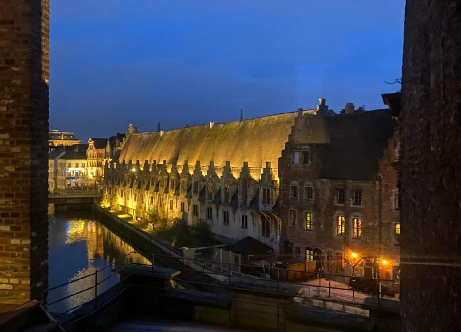 Agatovas Suites By The Lys Gent Appartement