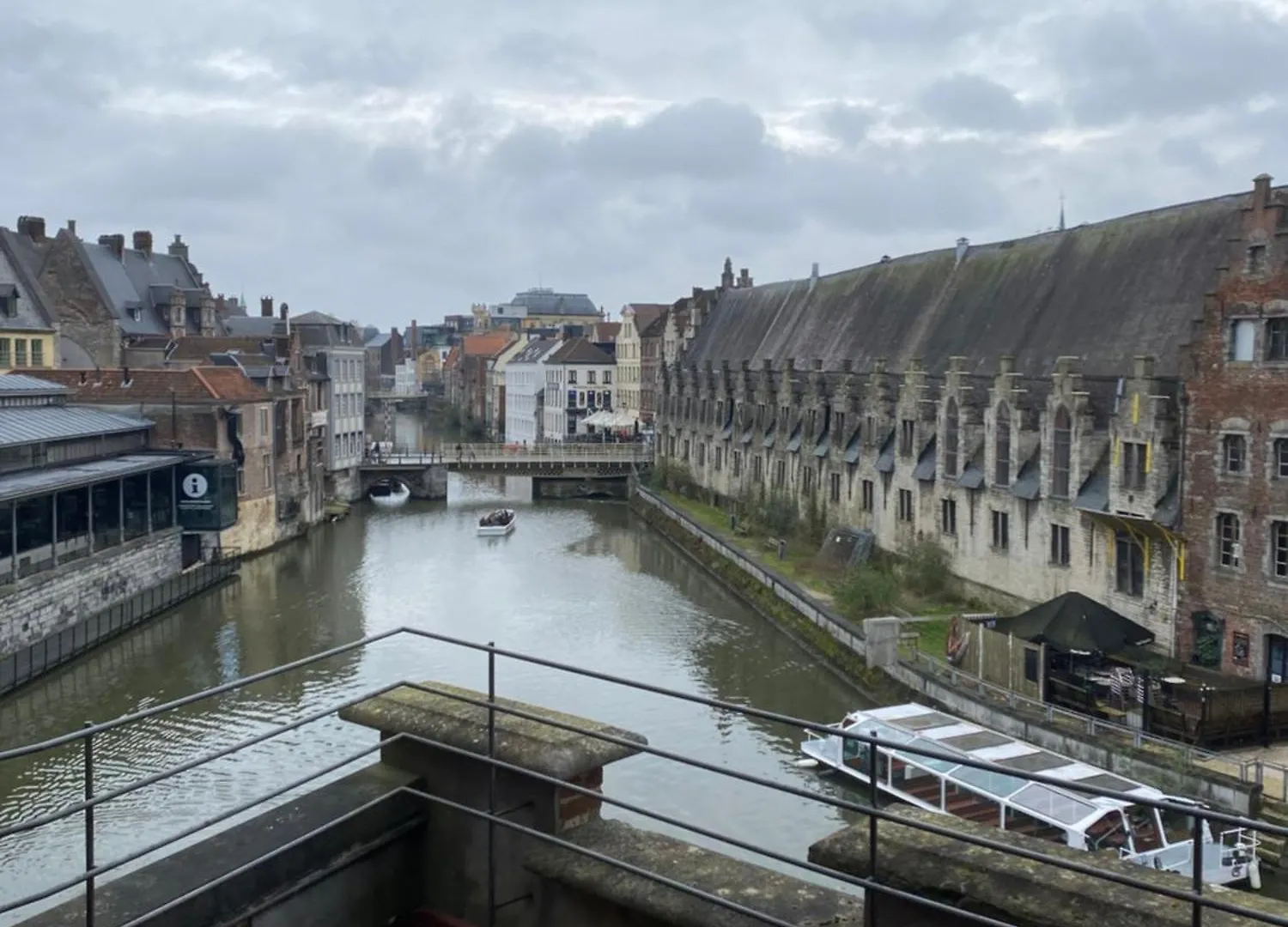 Agatovas Suites By The Lys Ghent Apartment